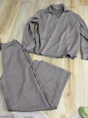 Relaxed Taupe Women's slightly wide legged pants and tunic